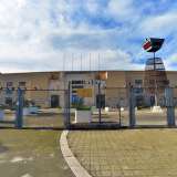 ...conduce allo stadio...